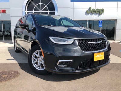 2022 Chrysler Pacifica Touring L (Chrysler Certified Pre-Owned)