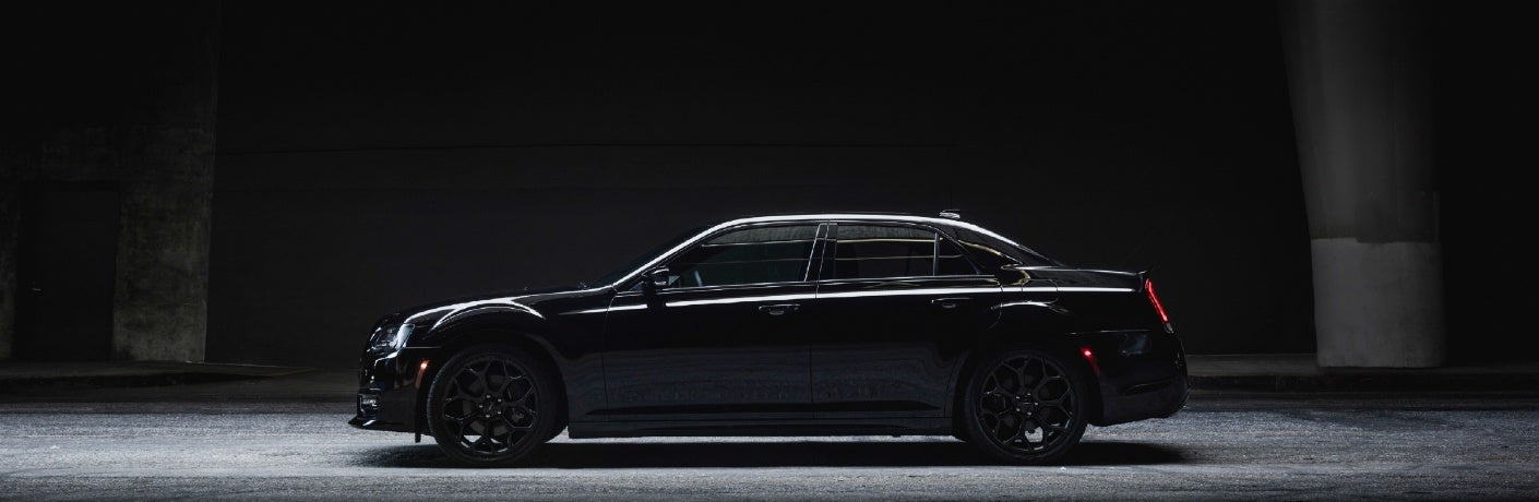 2023 Chrysler 300 black exterior side view