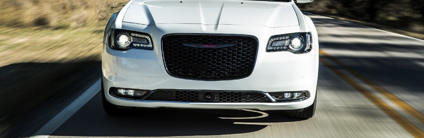 2023 Chrysler 300 white front grille view